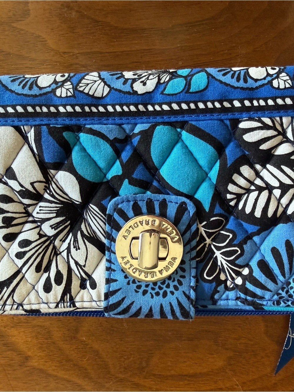 Vera Bradley Blue Teal Floral Quilted Turnlock Wallet/Wristlet